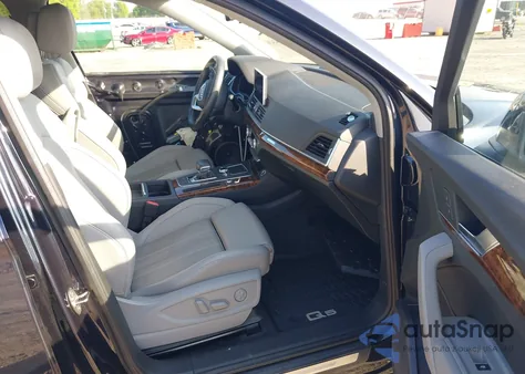 2018 Audi Q5 2.0T Premium/2.0T Tech Premium из США, поврежденный, VIN WA1BNAFY8J2044079